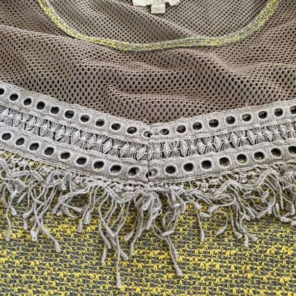 Umgee Boho Textured Mesh Fringed Top L - Picture 5 of 5